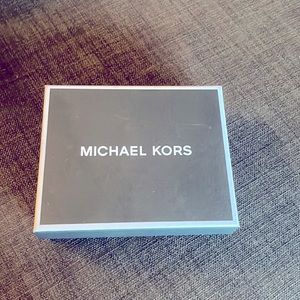 Michael Kors Wallet Case